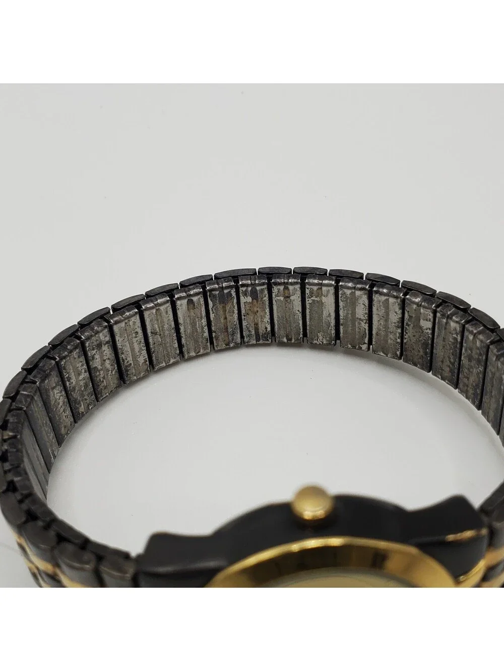 Quartz Watch Women Black/Gold 26mm Stretch Band Tone New Battery